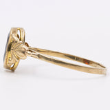 Anello solitario vintage in oro giallo 8K con granato, anni ‘50/‘60