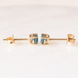 Orecchini punto luce vintage in oro giallo 9K con spinelli sintetici azzurri (0.50ctw ca.)