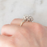 Anello a fuoco d’artificio vintage in oro bianco 18K con diamanti di taglio brillante (0.70ctw ca.), anni ‘70