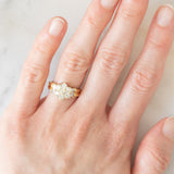 *RISERVATO* SALDO Anello a margherita vintage in oro giallo 18K con diamanti di taglio brillante e di taglio baguette (1ctw ca.), anni ‘70