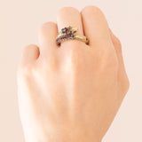 Anello a serpente antico in oro giallo 14K con granati e perlina bianca, primi del ‘900