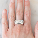 Trilogy Art Déco in oro bianco 18K con diamanti di taglio vecchio (1.60ctw ca.), anni ‘30/‘40