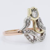 Anello antico in oro giallo e rosa 18K e argento con diamanti (0.40ctw ca.), anni ‘20