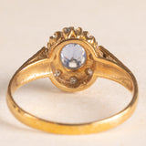 Anello a margherita vintage in oro giallo e bianco 9K con zaffiro (0.50ct ca.) e diamanti (0.08ctw ca.), anno 1991