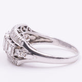 Anello “triplo” a fascia in oro bianco 14K con diamanti (1.20ctw ca.), anni ‘80