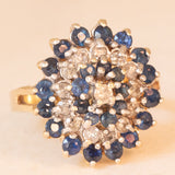 Anello a fiore vintage in oro giallo 14K con zaffiri (0.40ctw ca.) e diamanti (0.40ctw ca.), anni ‘70/‘80