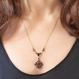 Collier vintage in oro giallo 8K con granati, anni ‘50/‘60