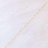 Collana vintage con catenina in oro giallo 9K con ciondolo a forma di croce in oro giallo 9K con apatiti (0.40ctw ca.) e diamanti