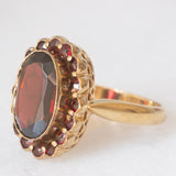 Anello a margherita vintage in oro giallo 8K con granati (2.60ct ca.), anni ‘50/‘60