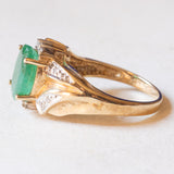Anello vintage in oro giallo e bianco 10K con smeraldo (1.70ct ca.) e diamanti, anni ‘60/‘70