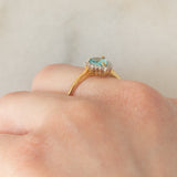 Anello a margherita a goccia in oro giallo 9K con apatite (0.59ct) e zirconi bianchi
