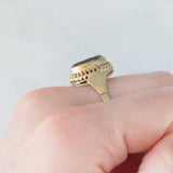 Anello da cocktail vintage in oro giallo 8K e quarzo fumé (2.40ct ca.), anni ‘60/‘70