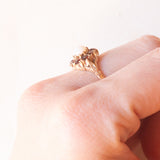 Anello vintage in oro giallo 9K con opale (0.50ct ca.) e granati (0.40ctw ca.), anno 1988