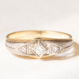 Anello trilogy antico in oro giallo e bianco 14K con diamanti (0.06ctw ca.), anni ‘30/‘40