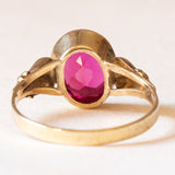 Anello solitario vintage in oro giallo 8K con rubino sintetico (2.50ct ca.), anni ‘40/‘50
