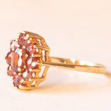 Anello a margherita vintage in oro giallo 8K con granati (0.70ctw ca.), anni ‘60