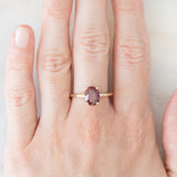 Solitario moderno in oro giallo 10K con granato (1.90ct ca.), anno 2017