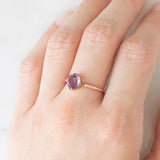 Solitario antico in oro rosa e giallo 9K con ametista (1.20ct ca.), anni ‘10/‘20