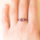 Anello vittoriano in oro giallo 9K con ametiste (0.30ctw ca.) e diamanti (0.04ctw ca.), primi del ‘900