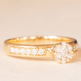 Anello a margherita vintage in oro giallo 14K con diamanti di taglio brillante (0.25ctw ca.), anni ‘70/‘80
