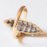 Anello a navette antico in oro giallo 18K e argento con diamanti di taglio vecchio (1.50ctw ca.), anni ‘10/‘20