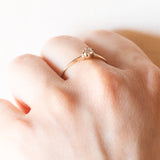 Solitario vintage in oro giallo 14K con diamante di taglio brillante (0.15ct ca.), anni ‘60/‘70
