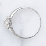 Anello a fiore vintage in platino con diamanti di taglio brillante (0.50ctw), anni ‘60/‘70