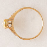 Anello vintage in oro giallo 9K con tormalina gialla (0.60ct ca.) e diamanti (0.10ctw ca.)