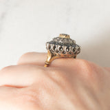 Anello a margherita vintage in stile antico in oro giallo 18K e argento con zaffiri (1ctw ca.) e diamanti di taglio rosetta (0.12ctw ca.), anni ‘60/‘70