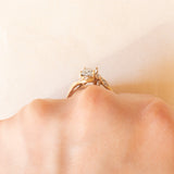 Anello vintage in oro giallo 9K con acquamarina (0.90ct ca.) e diamanti (0.12ctw ca.), anni ‘80