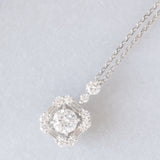 Collana vintage in platino con ciondolo con diamanti (0.47ctw), anni ‘90