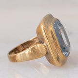 Anello da cocktail vintage in oro giallo 8K con spinello azzurro sintetico (7ct ca.), anni ‘60/‘70