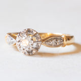 Anello antico francese in oro giallo e bianco 18K con diamanti (centrale di taglio brillante e di 0.28ct ca.), anni ‘30/‘40