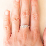 Anello “trilogy” in oro bianco 9K con diamanti (0.25ctw ca.), anni ‘80/‘90