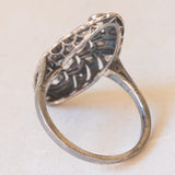 Anello Art Nouveau in oro bianco 14K con diamanti di taglio vecchia Europa (0.70ctw ca.) e di taglio rosetta, anni ‘20