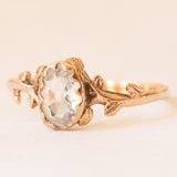 Anello vintage in oro giallo 8K con acquamarina (0.45ct ca.) e decorazioni floreali, anni ‘60/‘70