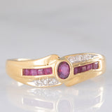 Anello vintage in oro giallo 18K con rubini e diamanti, anni ‘60/‘70