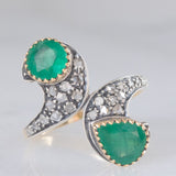 Anello contrarier vintage in stile antico in oro giallo 18K e argento con smeraldi (1.20ctw ca.) e diamanti di taglio rosetta (0.24ctw ca.), anni ‘60