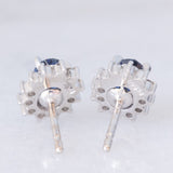Orecchini a margherita vintage in platino con zaffiri (1.96ctw) e diamanti (0.34ctw), anni ‘90