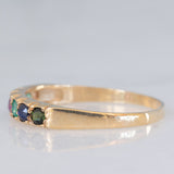 Anello “DEAREST” vintage in oro giallo 9K con diamante, smeraldo, ametista, rubino, smeraldo, zaffiro e tormalina, anno 1990
