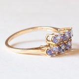 Anello moderno in oro giallo 9K con tanzaniti (1ctw ca.)