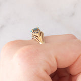 Anello vintage in oro giallo 9K con apatite (0.80ctw ca.) e zaffiri (0.37ctw ca.), anni ‘80/‘90
