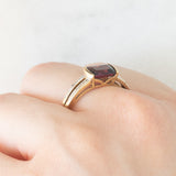 Anello vintage in oro giallo 8K con rodolite e diamanti, anni ‘80
