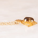 Collana vintage con catenina in oro giallo 9K e con ciondolo in oro giallo 9K con quarzo citrino (0.40ct ca.), anno 1978
