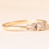 Trilogy vintage in oro giallo e bianco 9K con diamanti di taglio carré (0.25ctw ca.), anni ‘80