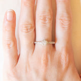 Anello vintage in oro bianco 9K con diamanti (0.22ctw ca.), anni ‘90