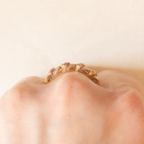 Veretta vintage in oro giallo e bianco 9K con rubini (0.25ctw ca.) e diamanti (0.03ctw ca.), anni ‘70/‘80