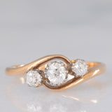 Trilogy antico in oro giallo 14K e argento con diamanti di taglio vecchia miniera (0.55ctw ca.), anni ‘10/‘20