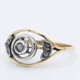 Anello antico in oro giallo 18K e argento con diamanti di taglio rosetta, primi del ‘900