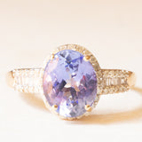 Anello da cocktail vintage in oro giallo e bianco 9K con tanzanite (3.20ct ca.) e diamanti (0.46ctw ca.)